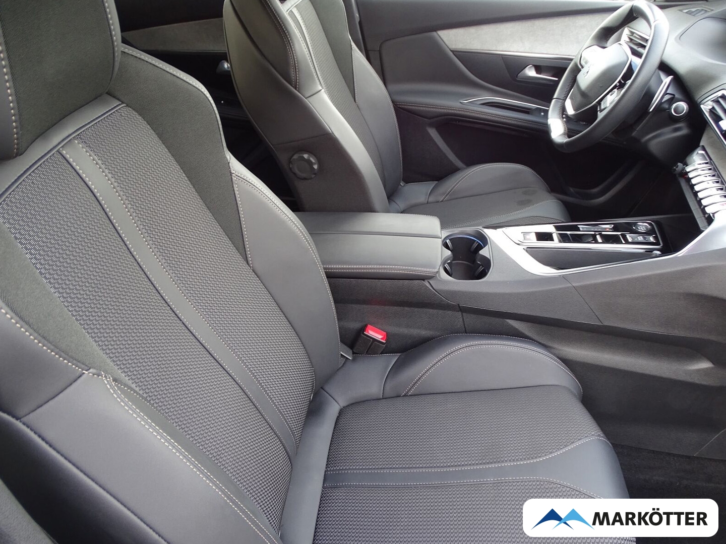 Fahrzeugabbildung Peugeot 3008 Hybrid 136 GT/LED/SHZ/ACC