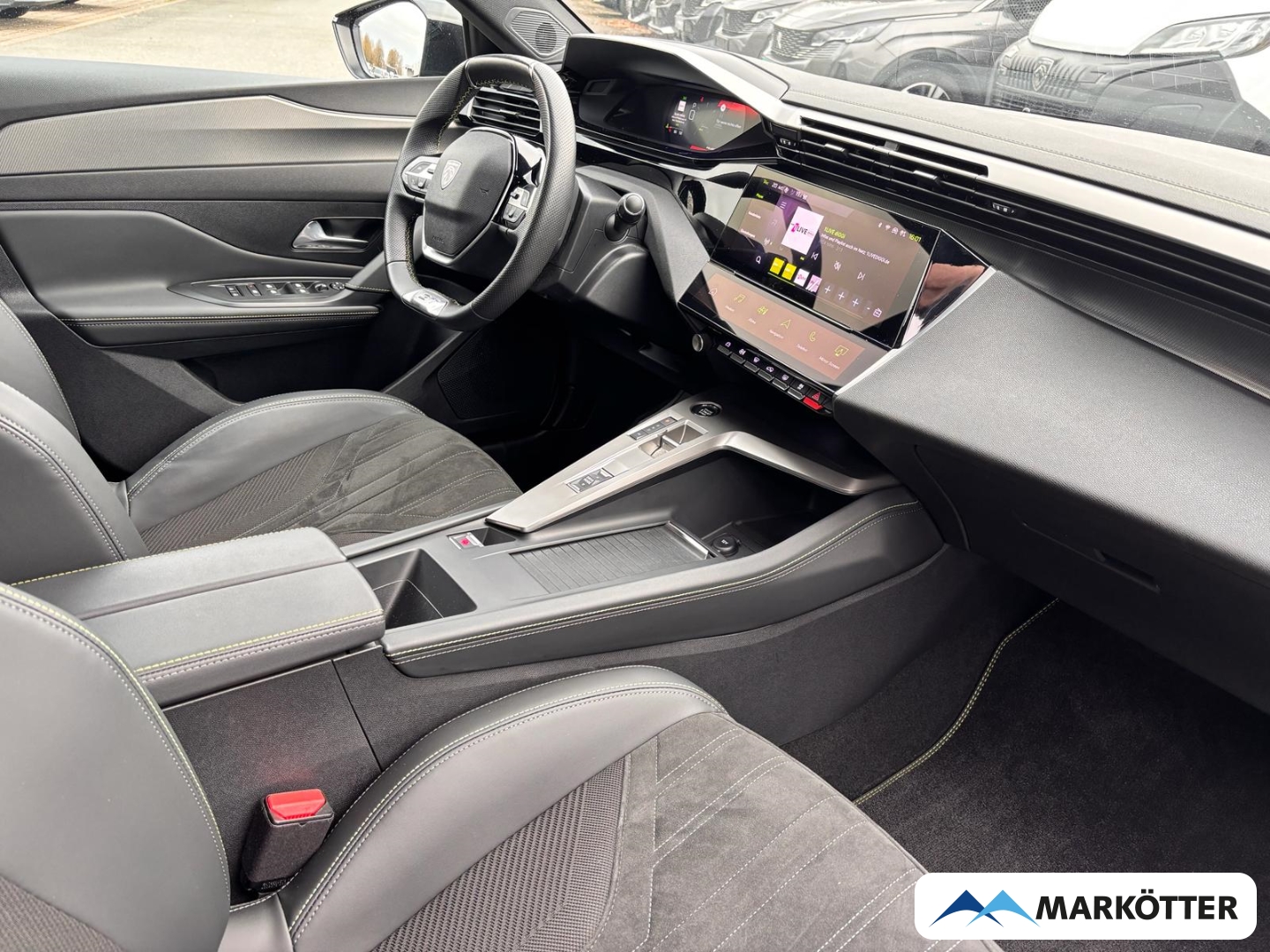 Fahrzeugabbildung Peugeot 308 GT ACC/BLIS/CAM/LED/NAVI/SHZ