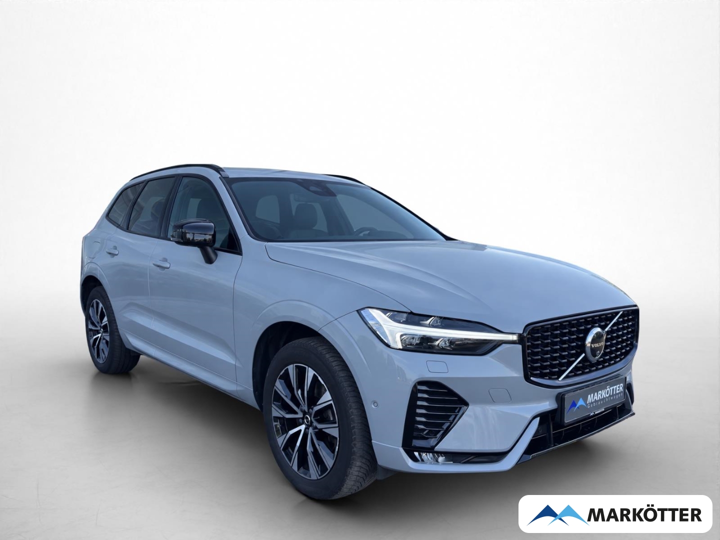 Fahrzeugabbildung Volvo XC60 Plus Dark 2WD B4 Diesel/360°/H&K Sound/AHK
