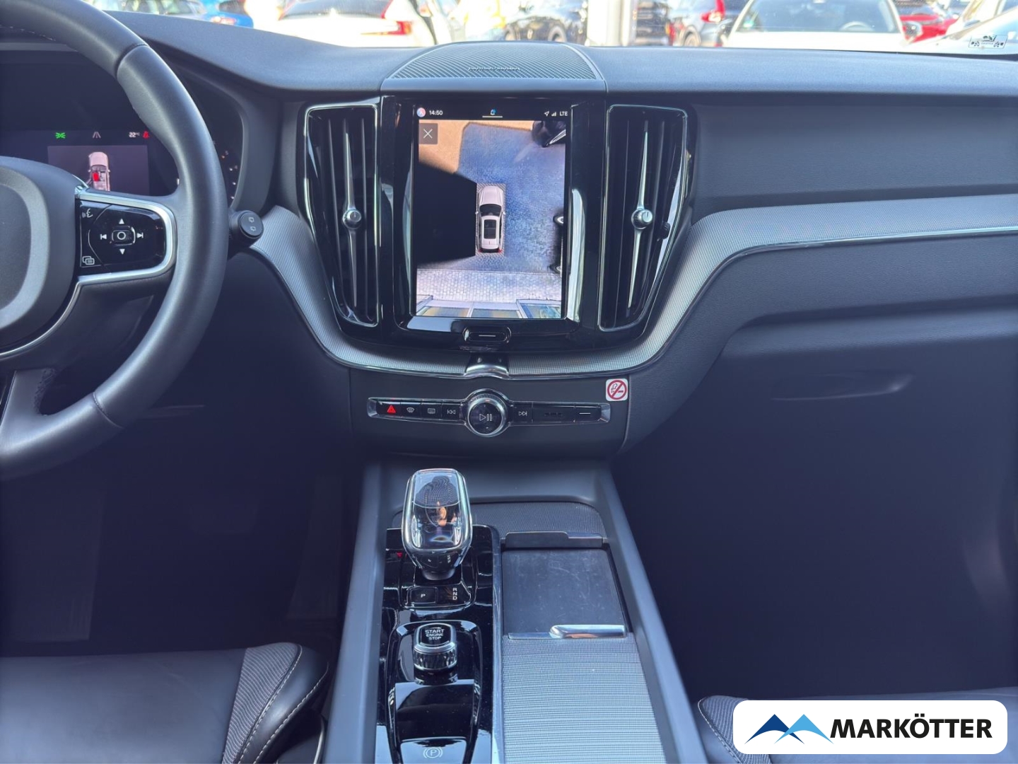 Fahrzeugabbildung Volvo XC60 Plus Dark 2WD B4 Diesel/360°/H&K Sound/AHK