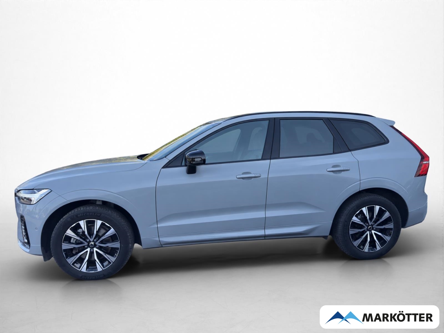 Fahrzeugabbildung Volvo XC60 Plus Dark 2WD B4 Diesel/360°/H&K Sound/AHK