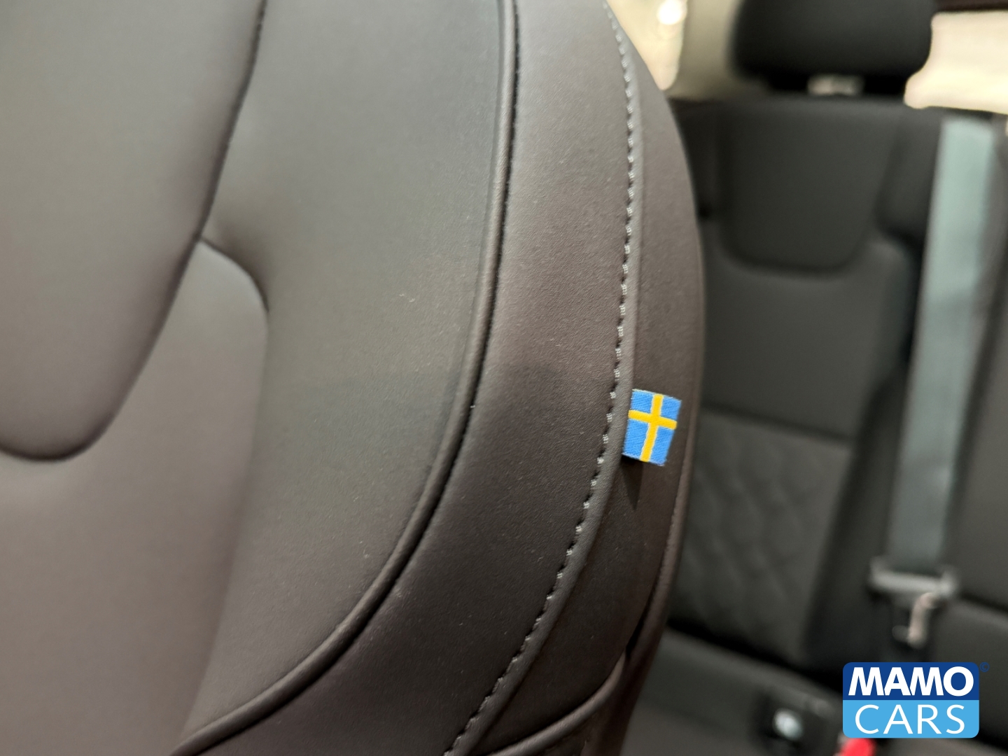 Fahrzeugabbildung Volvo XC60 B5 AWD Plus Dark ACC/BLIS/360°/SHZ/PANO