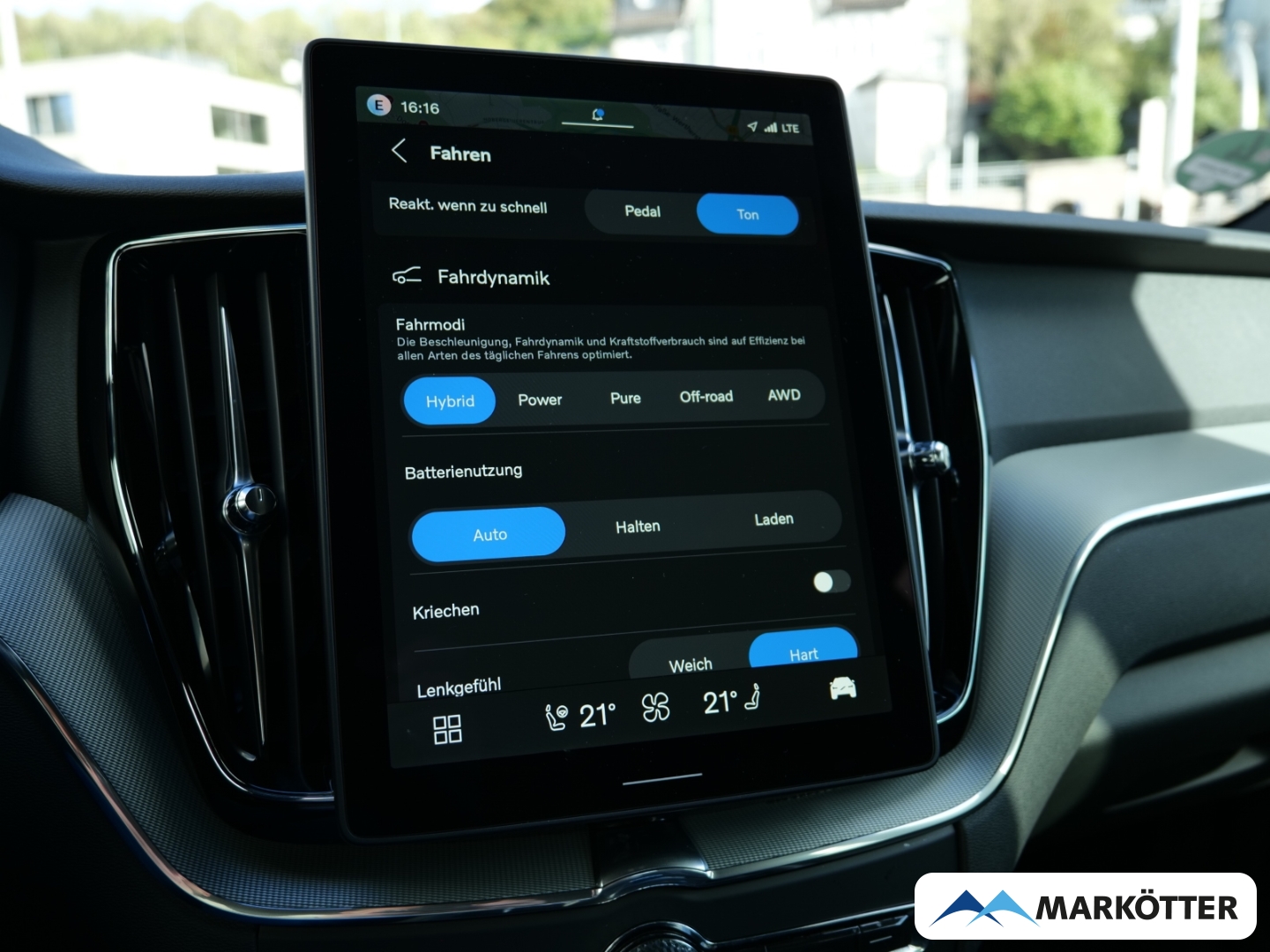 Fahrzeugabbildung Volvo XC60 T6 AWD Recharge Black Edition Plus STHZ/