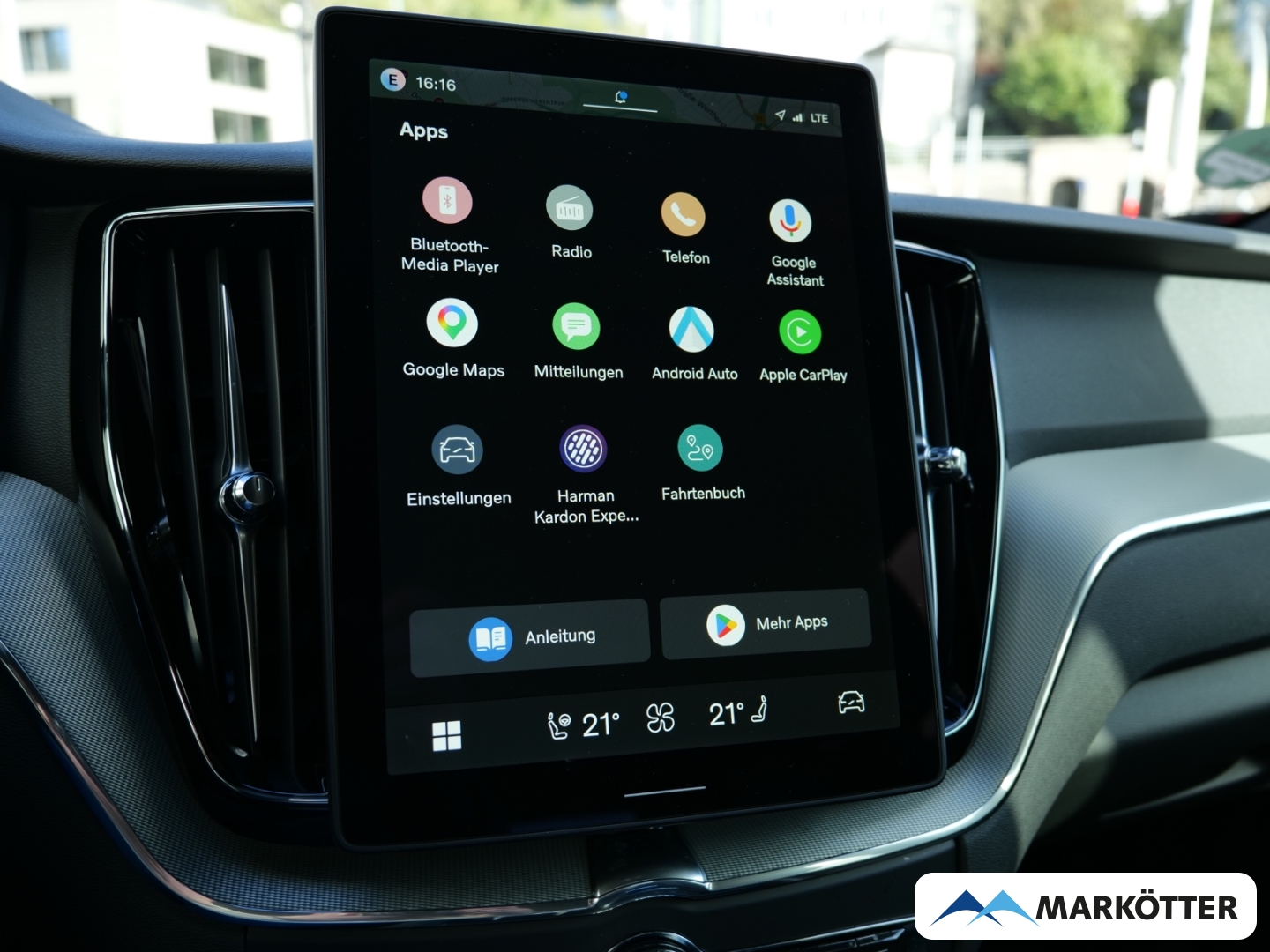 Fahrzeugabbildung Volvo XC60 T6 AWD Recharge Black Edition Plus STHZ/