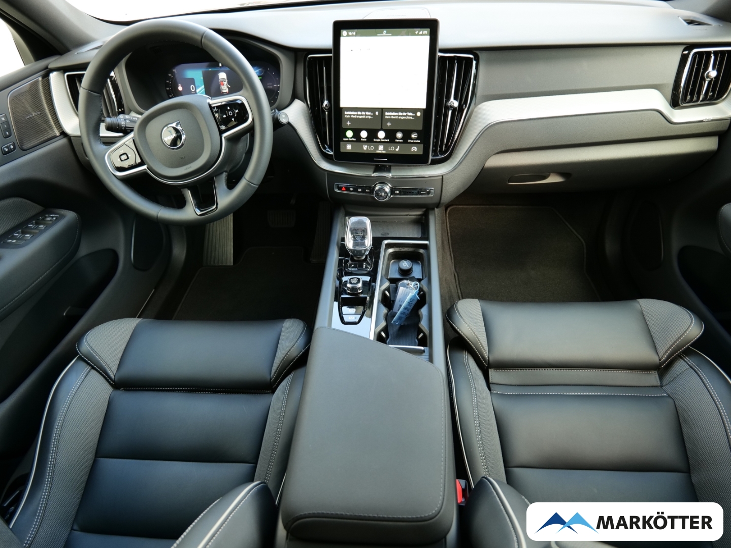 Fahrzeugabbildung Volvo XC60 T6 AWD Recharge Black Edition Plus STHZ/
