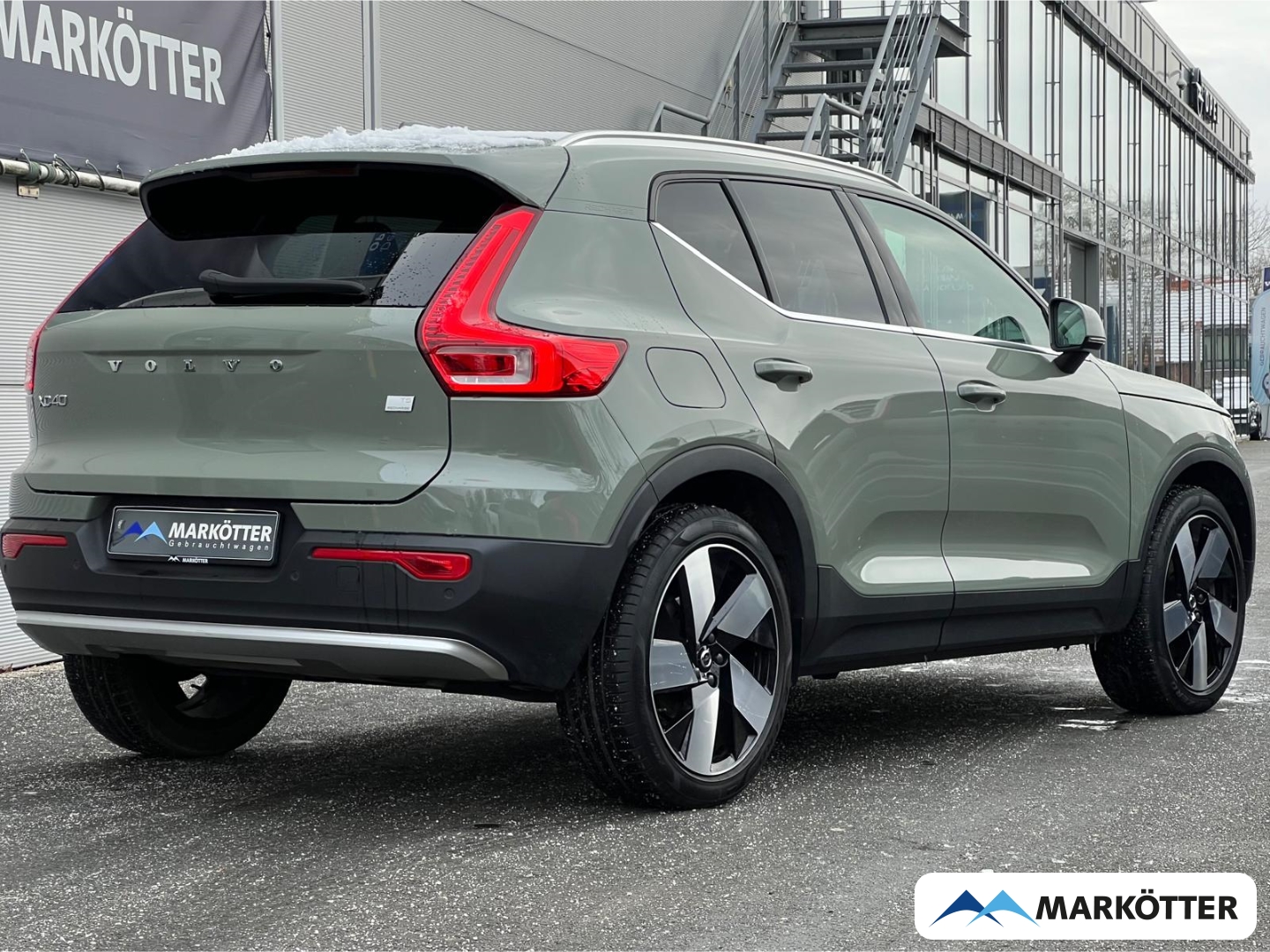 Fahrzeugabbildung Volvo XC40 Plus Bright Recharge Plug-In Hybrid CAM/ACC