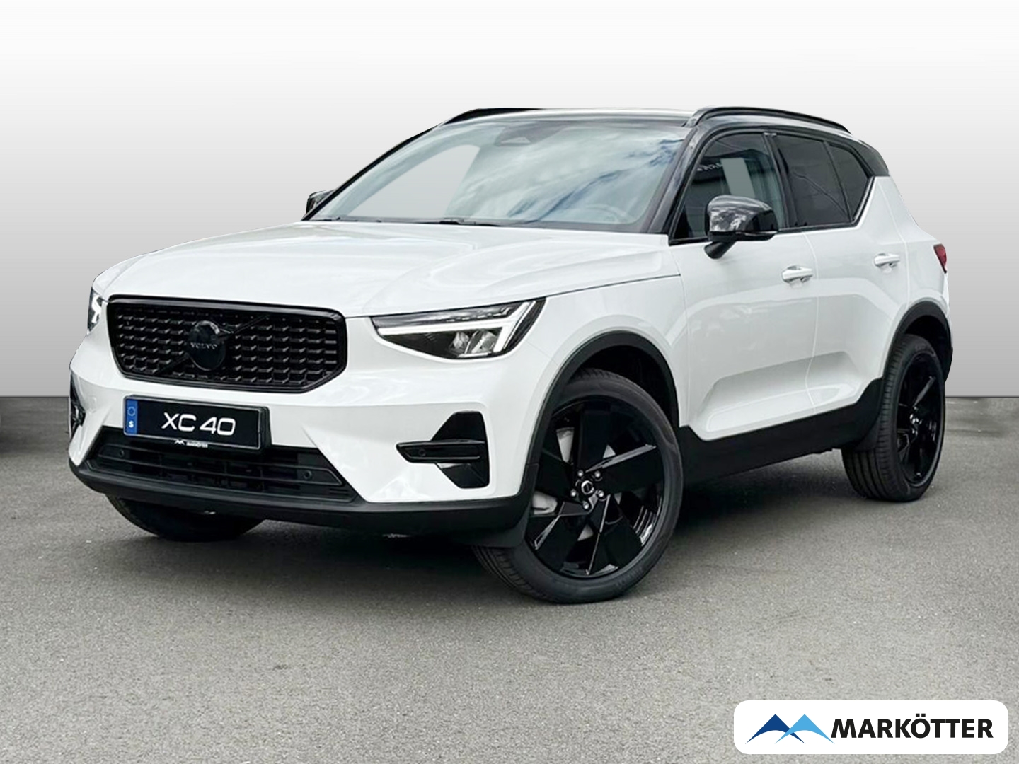 Fahrzeugabbildung Volvo XC40 B3 Plus Black Edition 2WD/Pilot/360°CAM/