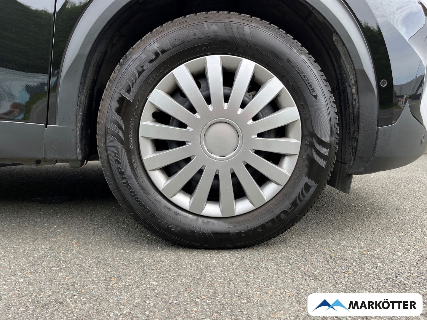 Fahrzeugabbildung Peugeot 2008 GT ACC/AHK/Keyless/Kamera/Massage/S-Dach