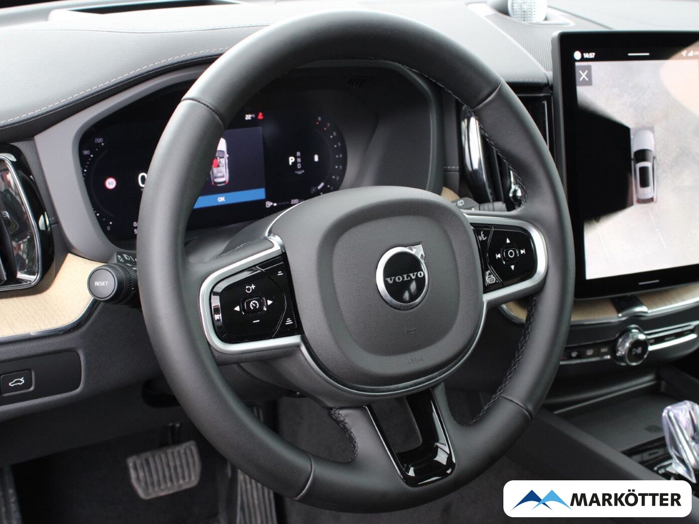 Fahrzeugabbildung Volvo XC60 B5 FACELIFT Ultra Dark AWD/LHZ/SHZ/360/LUFT