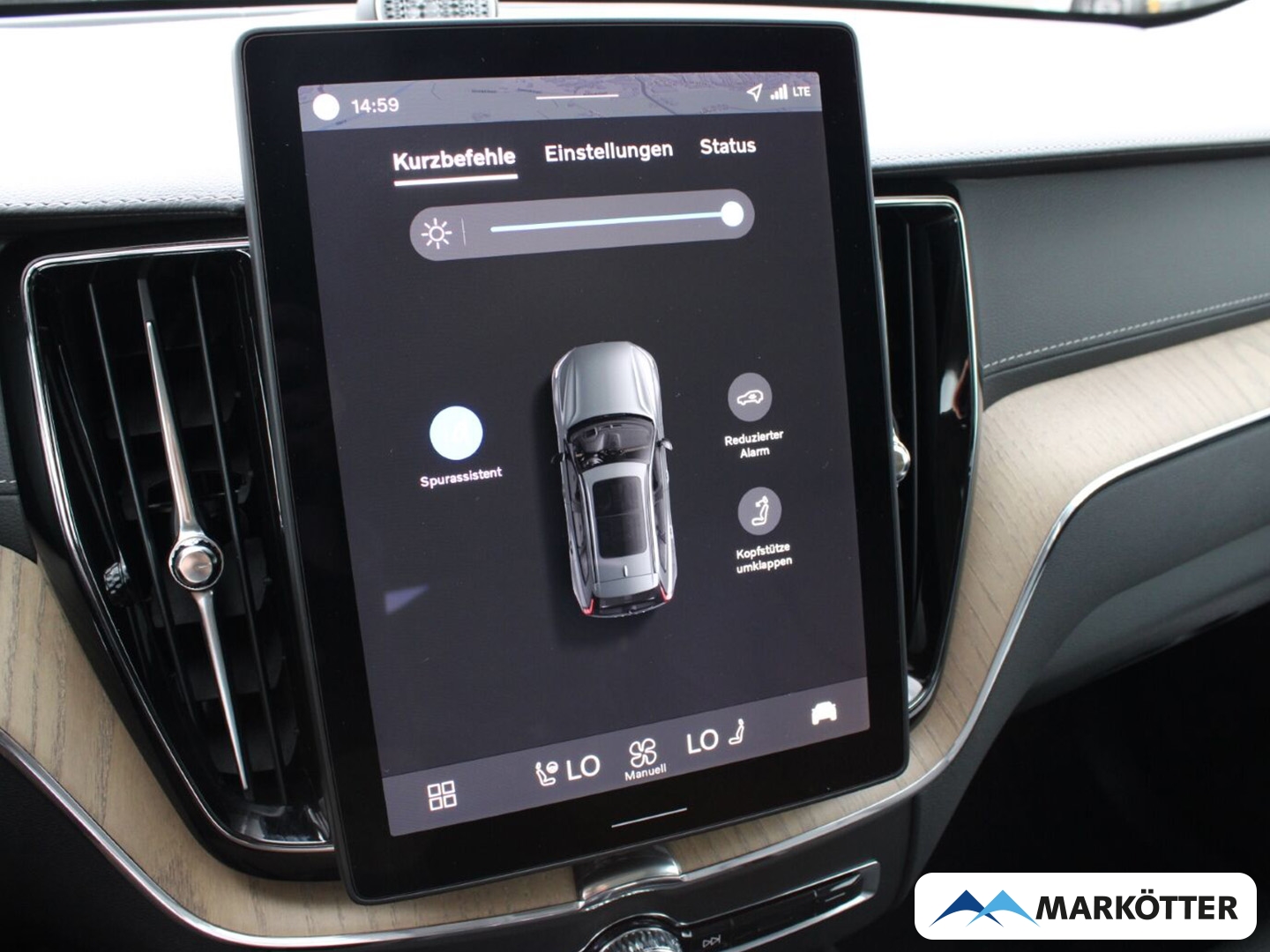 Fahrzeugabbildung Volvo XC60 B5 FACELIFT Ultra Dark AWD/LHZ/SHZ/360/LUFT