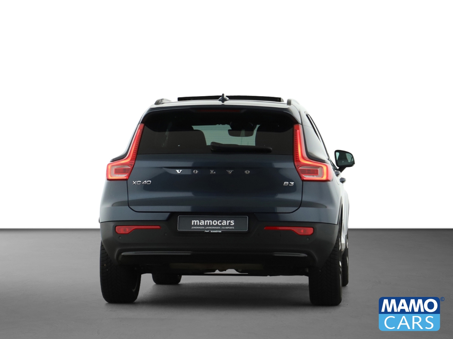 Fahrzeugabbildung Volvo XC40 B3 Plus Dark PIXEL/Pano/Totwinkel/Memory