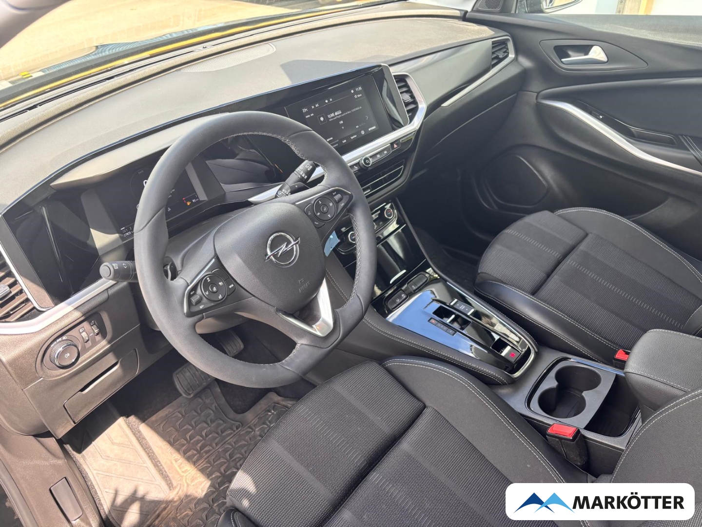 Fahrzeugabbildung Opel Grandland Enjoy ACC/KLIMA/SHZ/LHZ/FSH/PDC/ALLWETTER