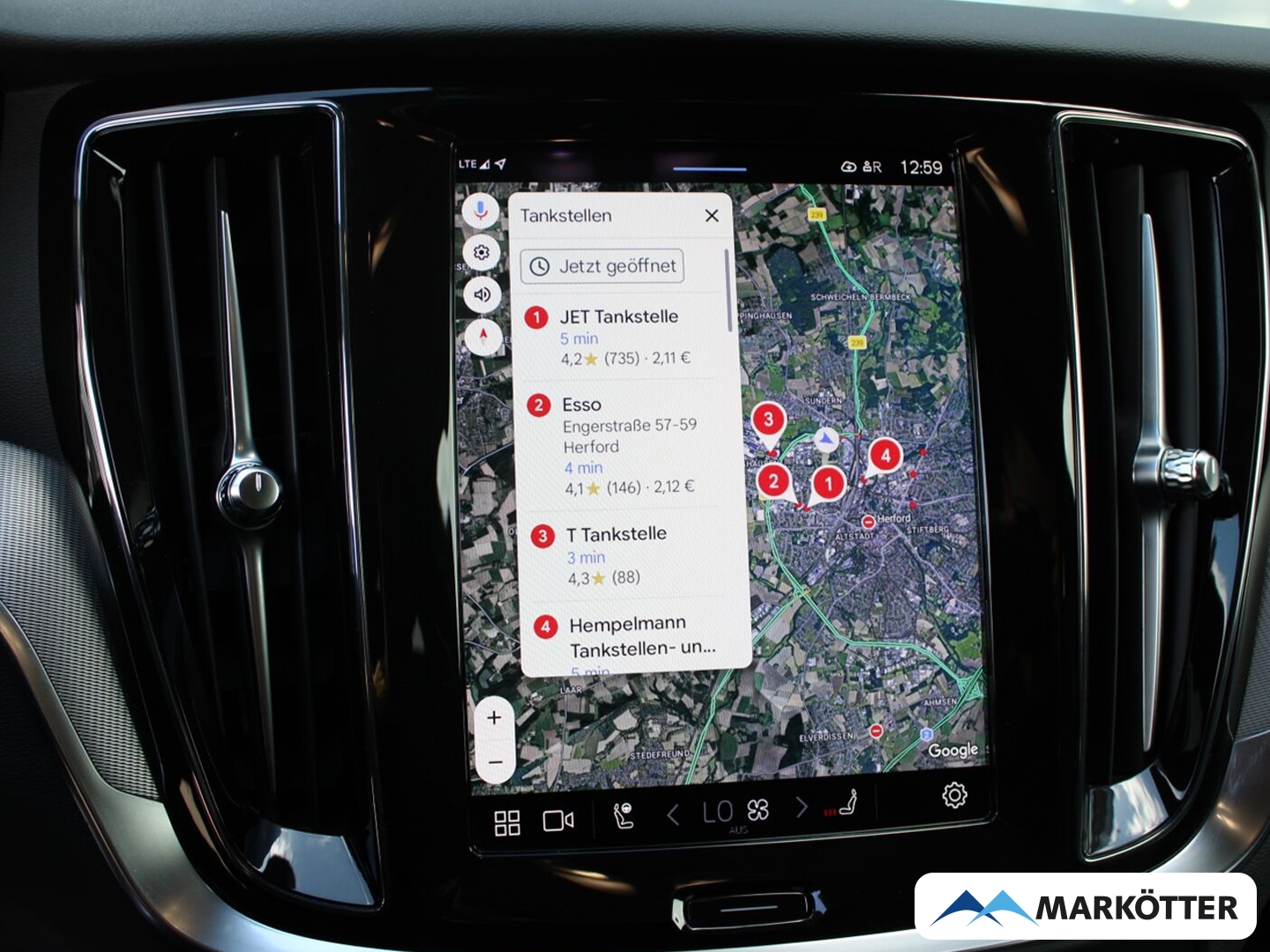 Fahrzeugabbildung Volvo V60 Kombi Core Recharge Plug-In Hybrid AWD/AHK/NAVI