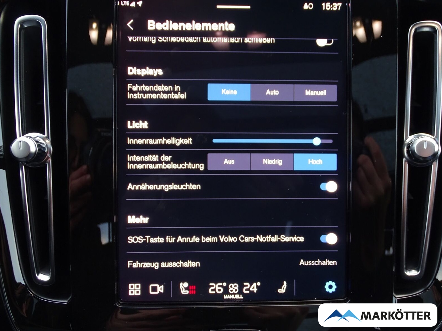 Fahrzeugabbildung Volvo XC40 Ultimate Recharge Pure Electric AWD RFK/SHZ