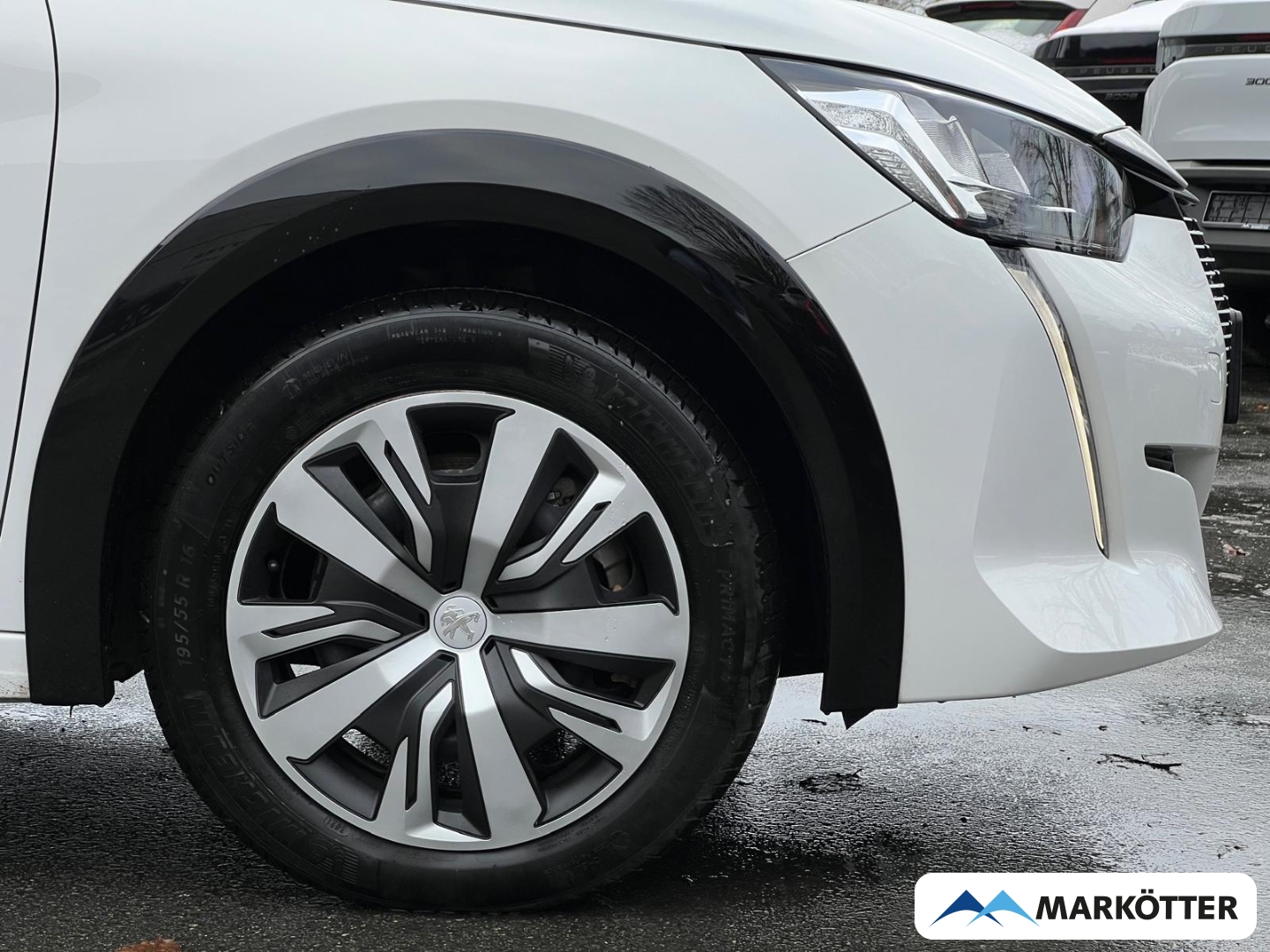 Fahrzeugabbildung Peugeot 208 e- Active Pack SH/LED/TEMPOMAT/Wärmepumpe