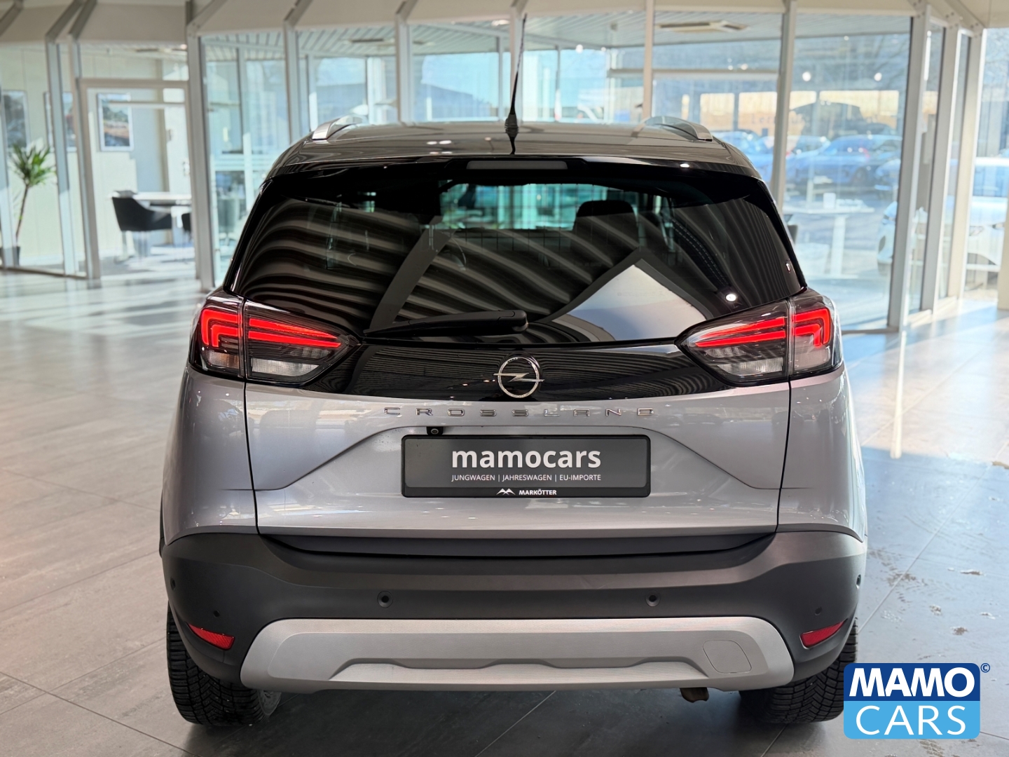 Fahrzeugabbildung Opel Crossland Ultimate BLIS/CAM/HUD/NAVI/FSH/SHZ