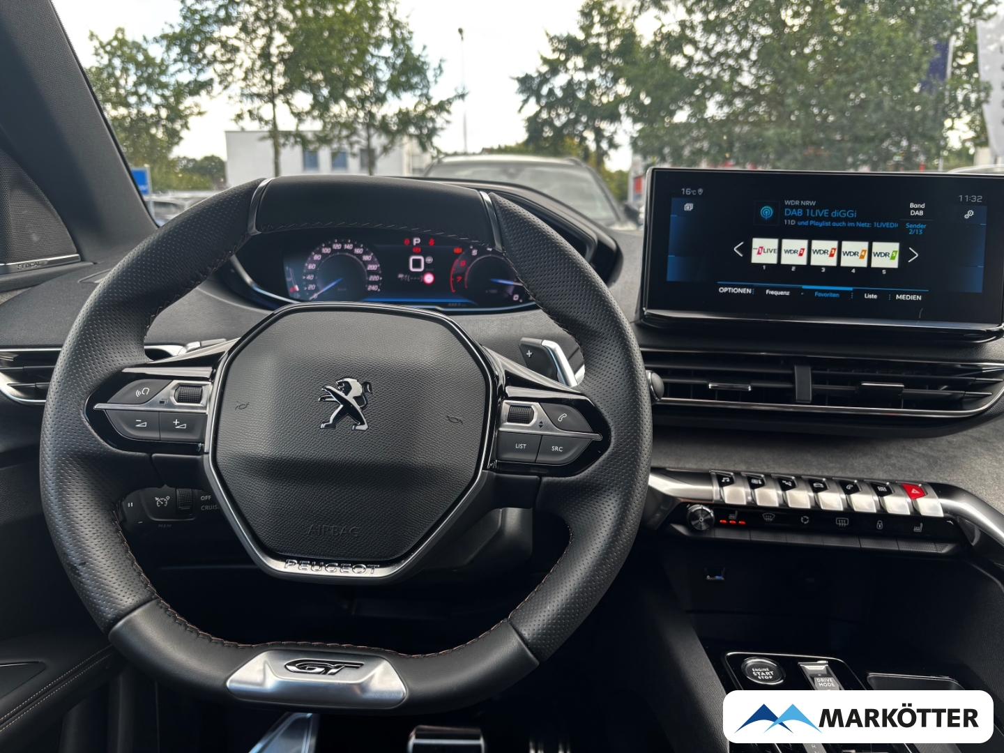 Fahrzeugabbildung Peugeot 3008 GT ACC/BLIS/CAM/FOCAL/SHZ/NAVI/LED