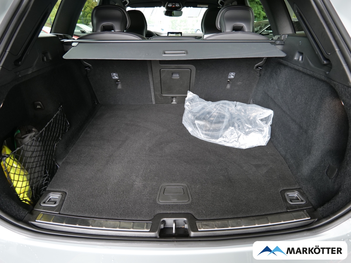 Fahrzeugabbildung Volvo XC60 T8 Plus Black Edition /Schiebedach/360CAM/