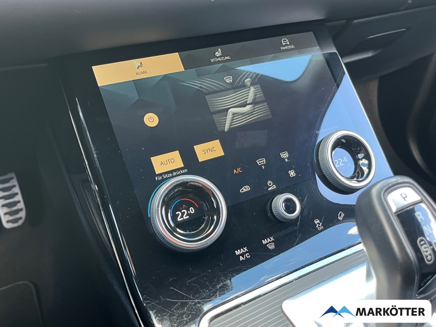 Fahrzeugabbildung Land Rover Range Rover Evoque R-Dynamic D200 HSE ACC/AHK