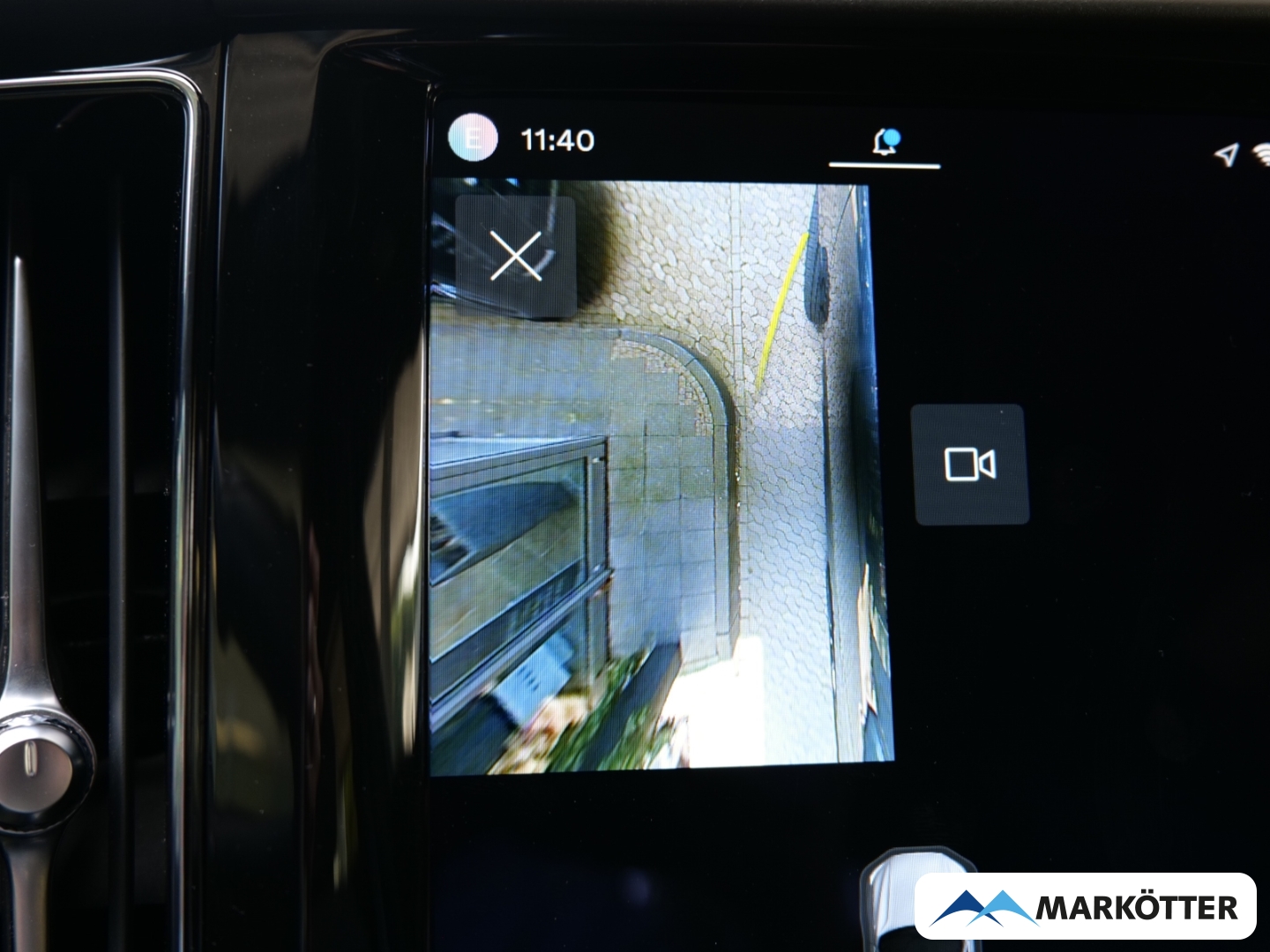 Fahrzeugabbildung Volvo XC60 B4 Plus Dark 360CAM/Harman Kardon/AHK/