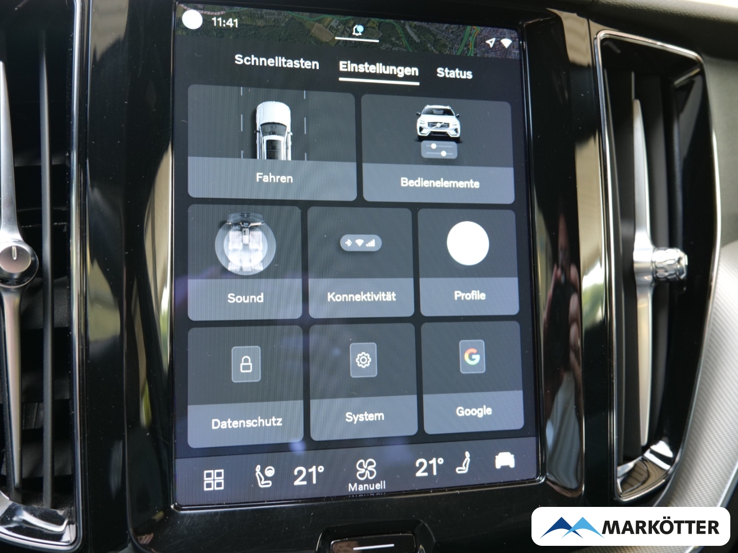 Fahrzeugabbildung Volvo XC60 B4 Plus Dark 360CAM/Harman Kardon/AHK/