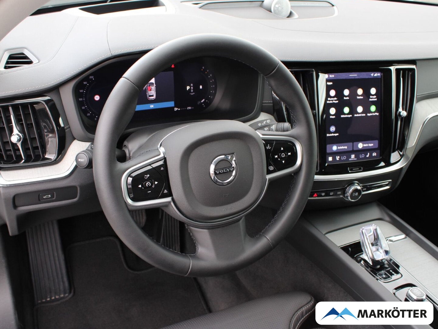 Fahrzeugabbildung Volvo V60 B4 Ultra Dark DAB+/H&K/Massagesitze/SHZ/PANO