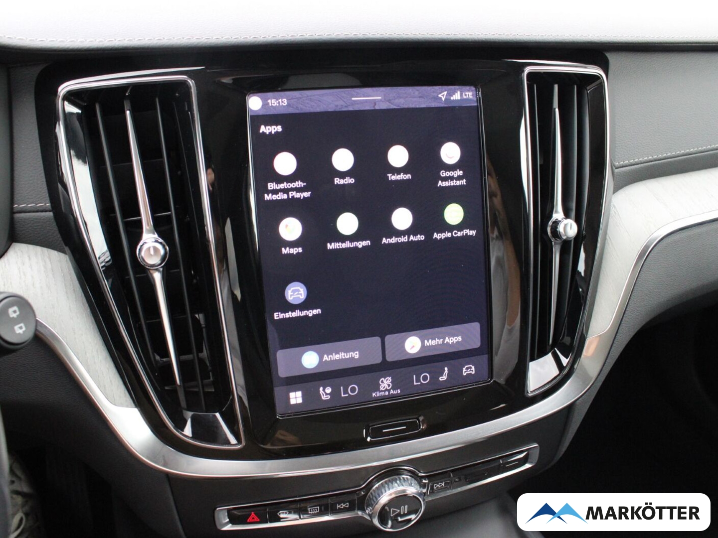 Fahrzeugabbildung Volvo V60 B4 Ultra Dark DAB+/H&K/Massagesitze/SHZ/PANO