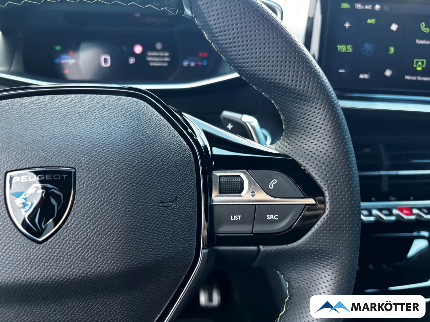 Fahrzeugabbildung Peugeot 2008 GT ALCANTARA/CAM/DAB/APPLE/SHZ/ALLWETTER