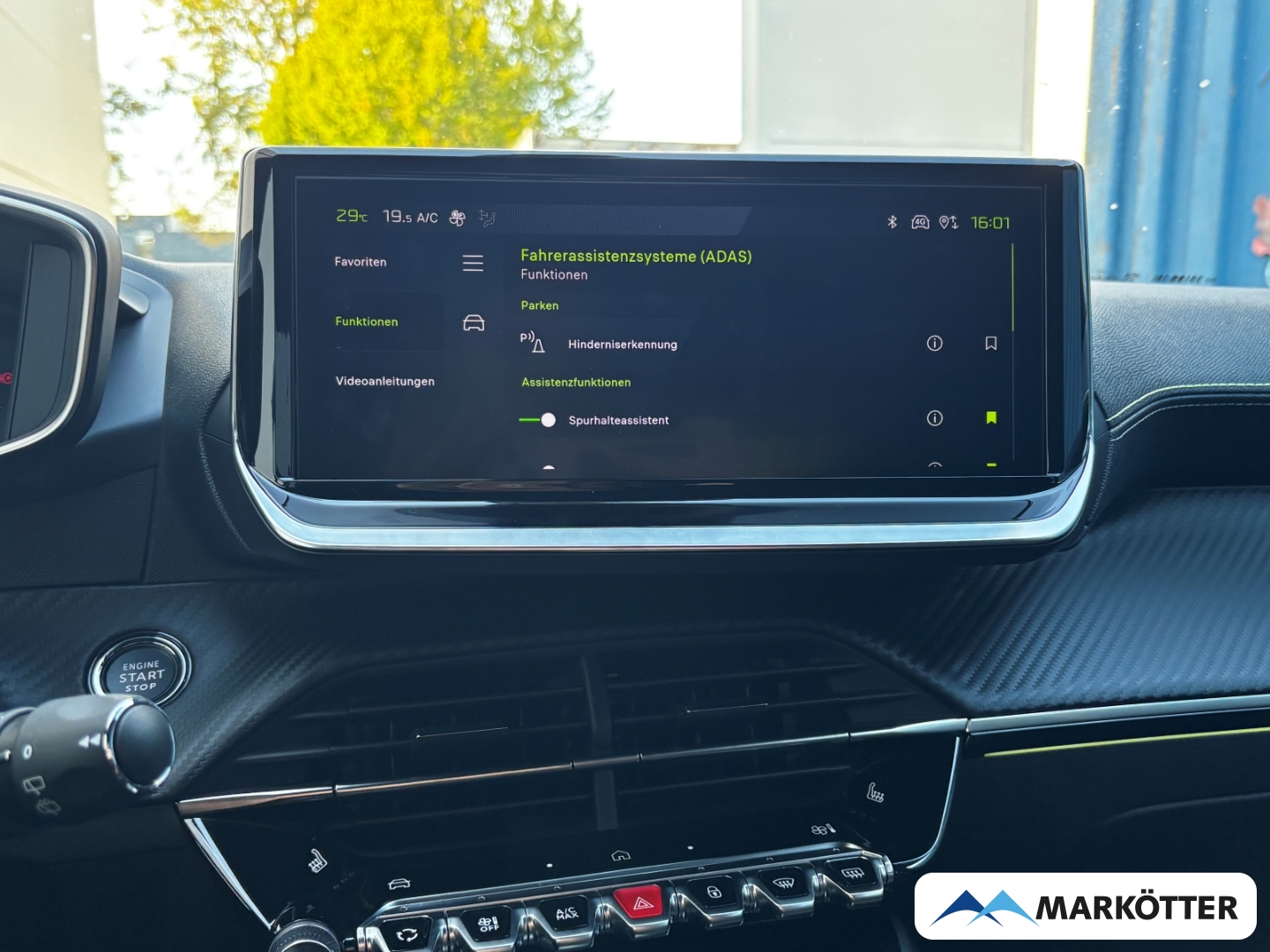 Fahrzeugabbildung Peugeot 2008 GT ALCANTARA/CAM/DAB/APPLE/SHZ/ALLWETTER