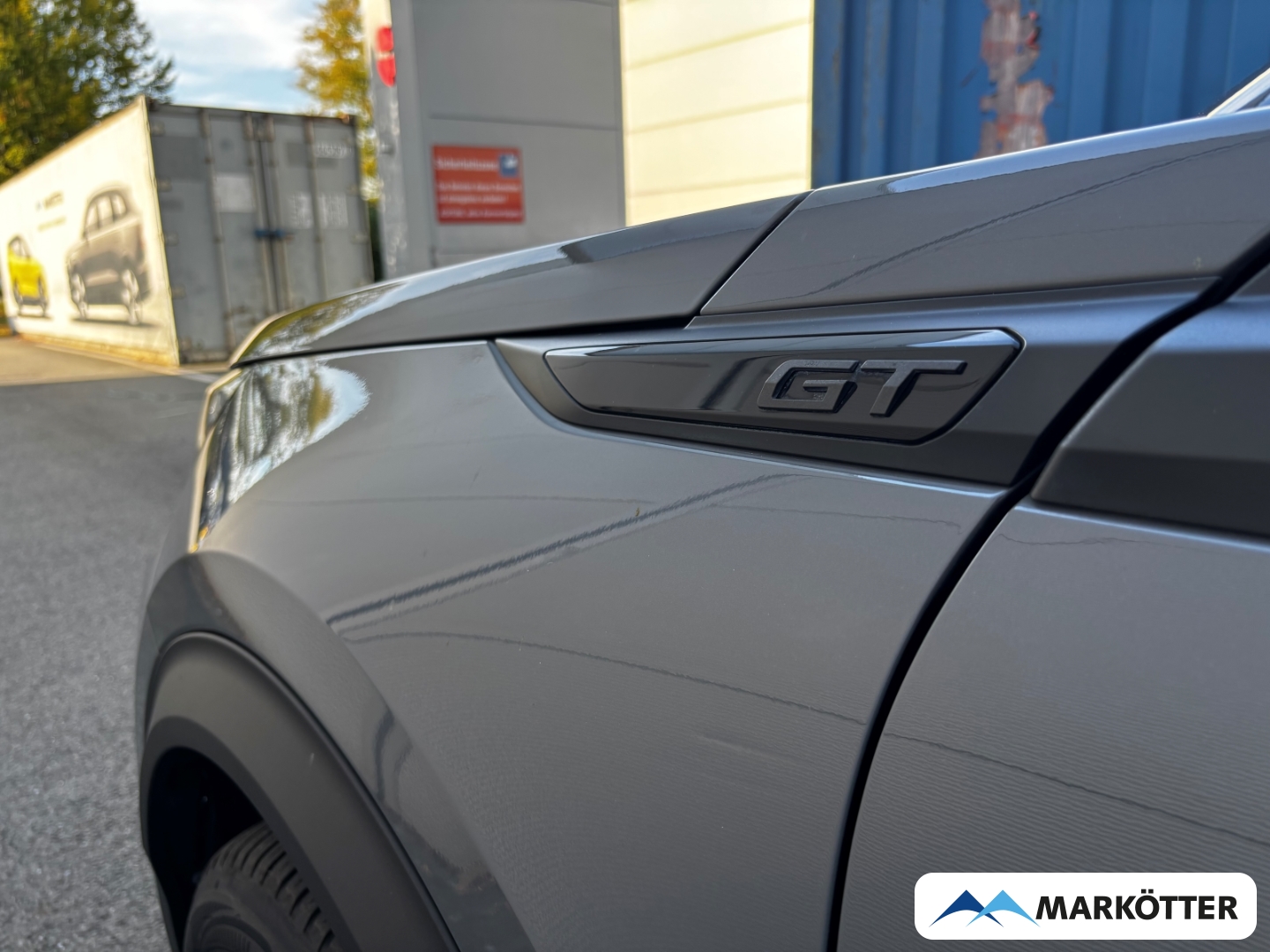 Fahrzeugabbildung Peugeot 2008 GT ALCANTARA/CAM/DAB/APPLE/SHZ/ALLWETTER