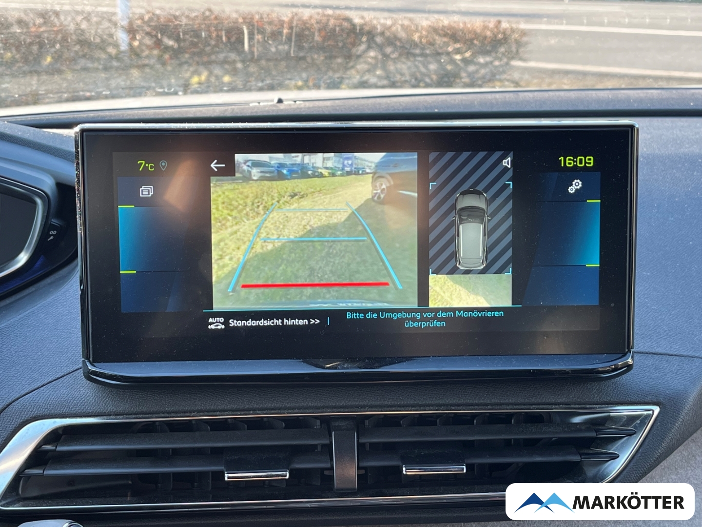 Fahrzeugabbildung Peugeot 3008 Hybrid 225 GT 360CAM/BLIS/PDC/TEMP
