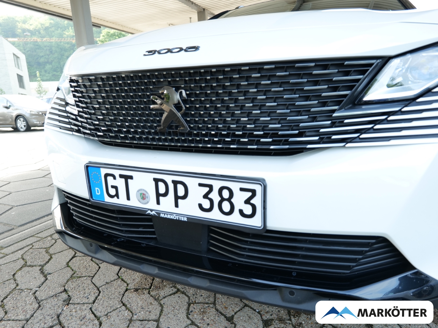 Fahrzeugabbildung Peugeot 3008 Hybrid 225 GT 360CAM/BLIS/PDC/TEMP