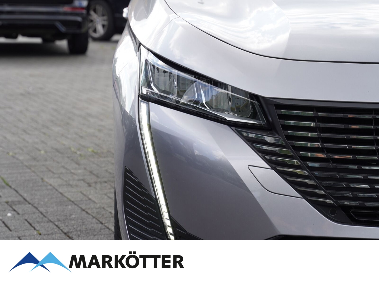 Fahrzeugabbildung Peugeot 308 1.2 SW Allure PureTech 130/