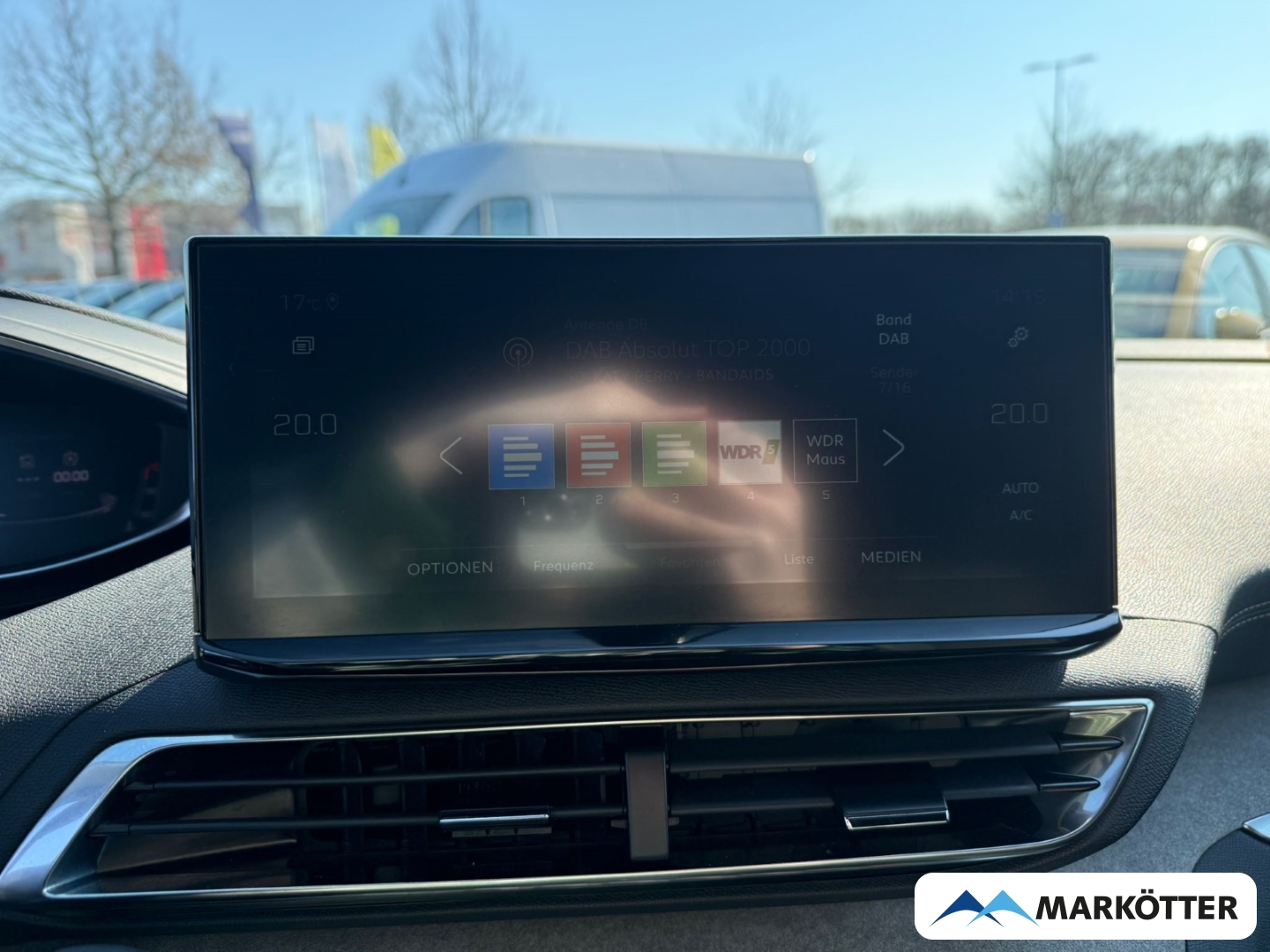 Fahrzeugabbildung Peugeot 5008 1.5GT 7-Sitzer ACC/BLIS/CAM/LED/PDC/SH/TEMP
