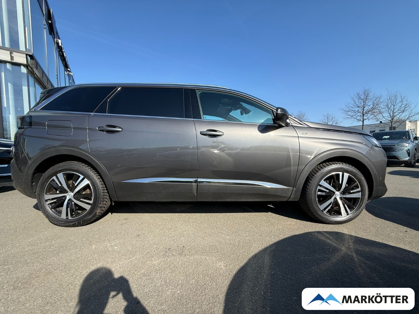 Fahrzeugabbildung Peugeot 5008 1.5GT 7-Sitzer ACC/BLIS/CAM/LED/PDC/SH/TEMP