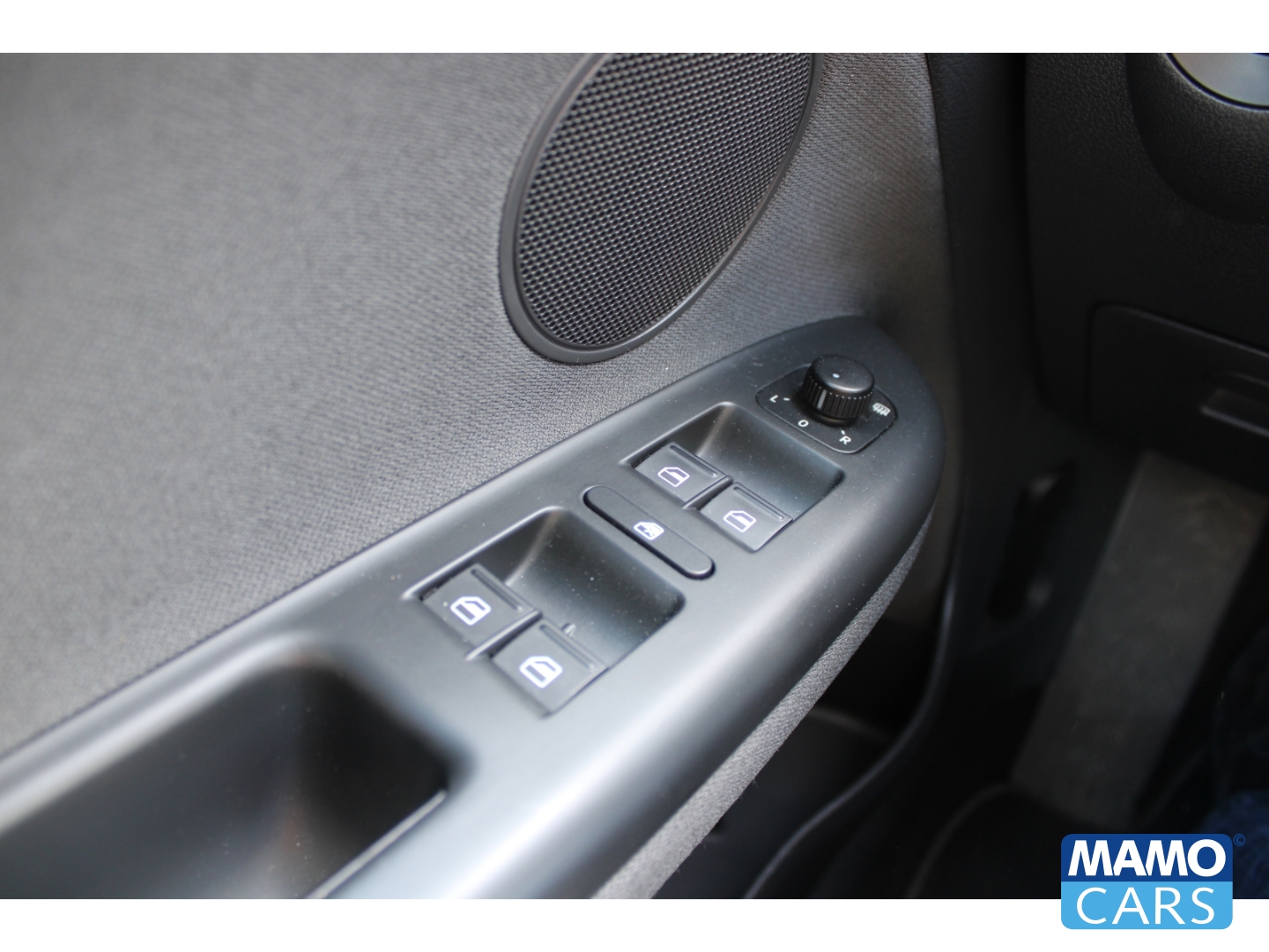 Fahrzeugabbildung Volkswagen Golf Plus VI 1.4 TFSI Comfortline/Allwetter/PDC