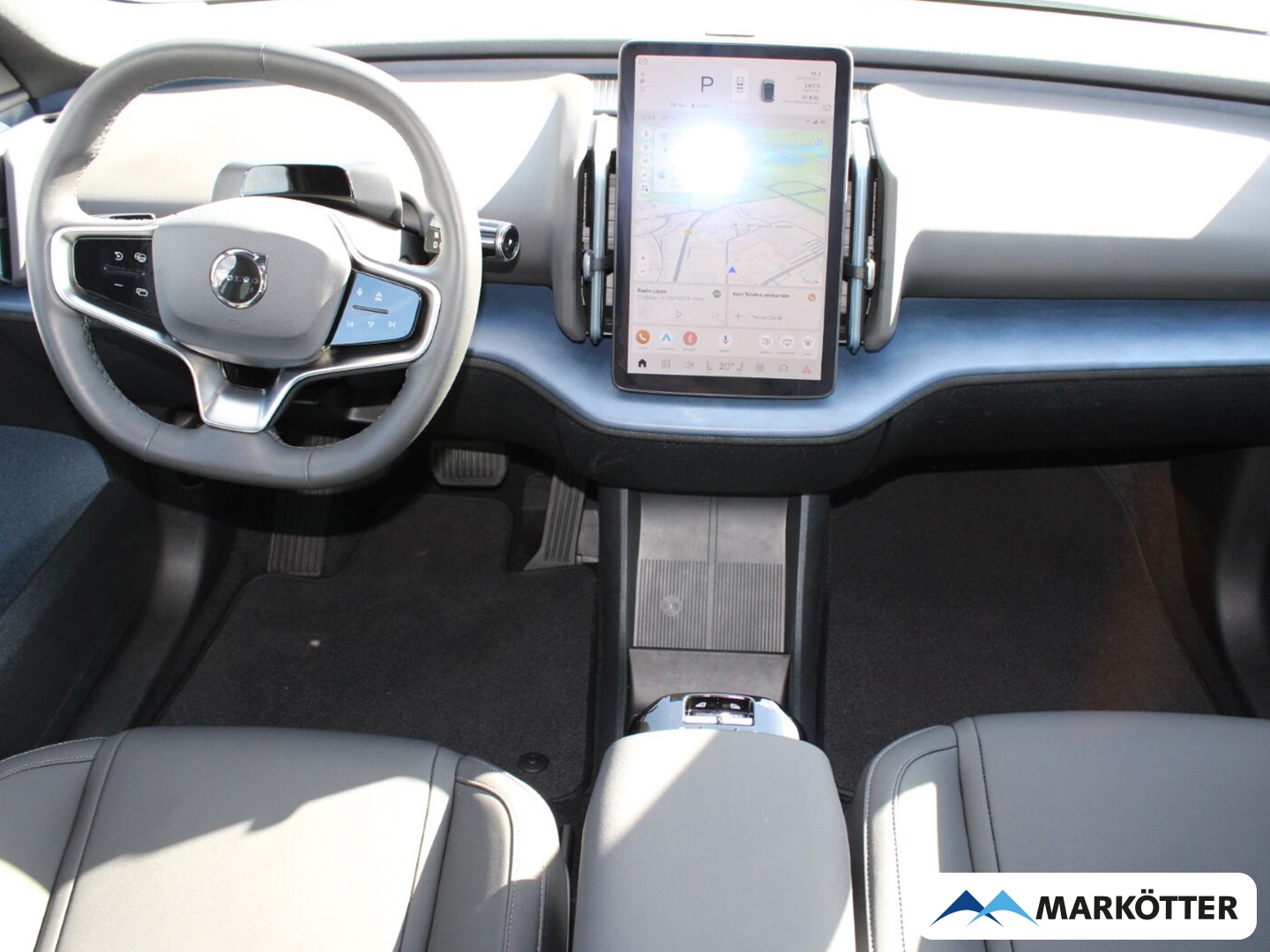 Fahrzeugabbildung Volvo EX30 Ultra Extended Range SHZ/LHZ/360/WP/BLIS