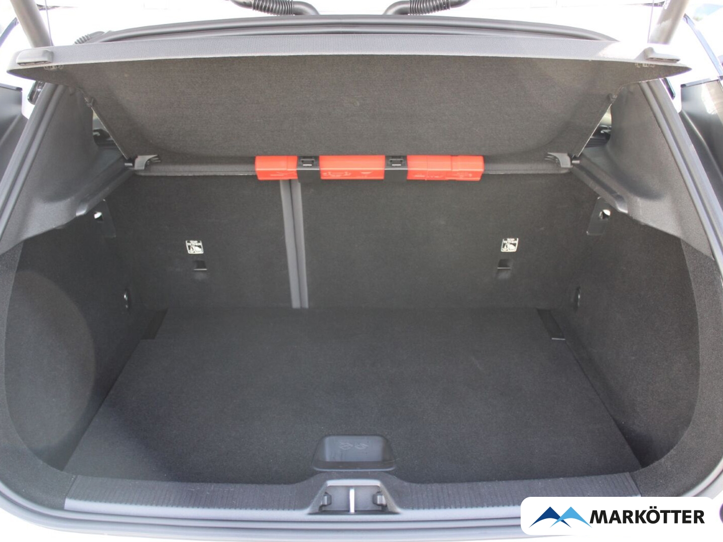 Fahrzeugabbildung Volvo EX30 Ultra Extended Range SHZ/LHZ/360/WP/BLIS