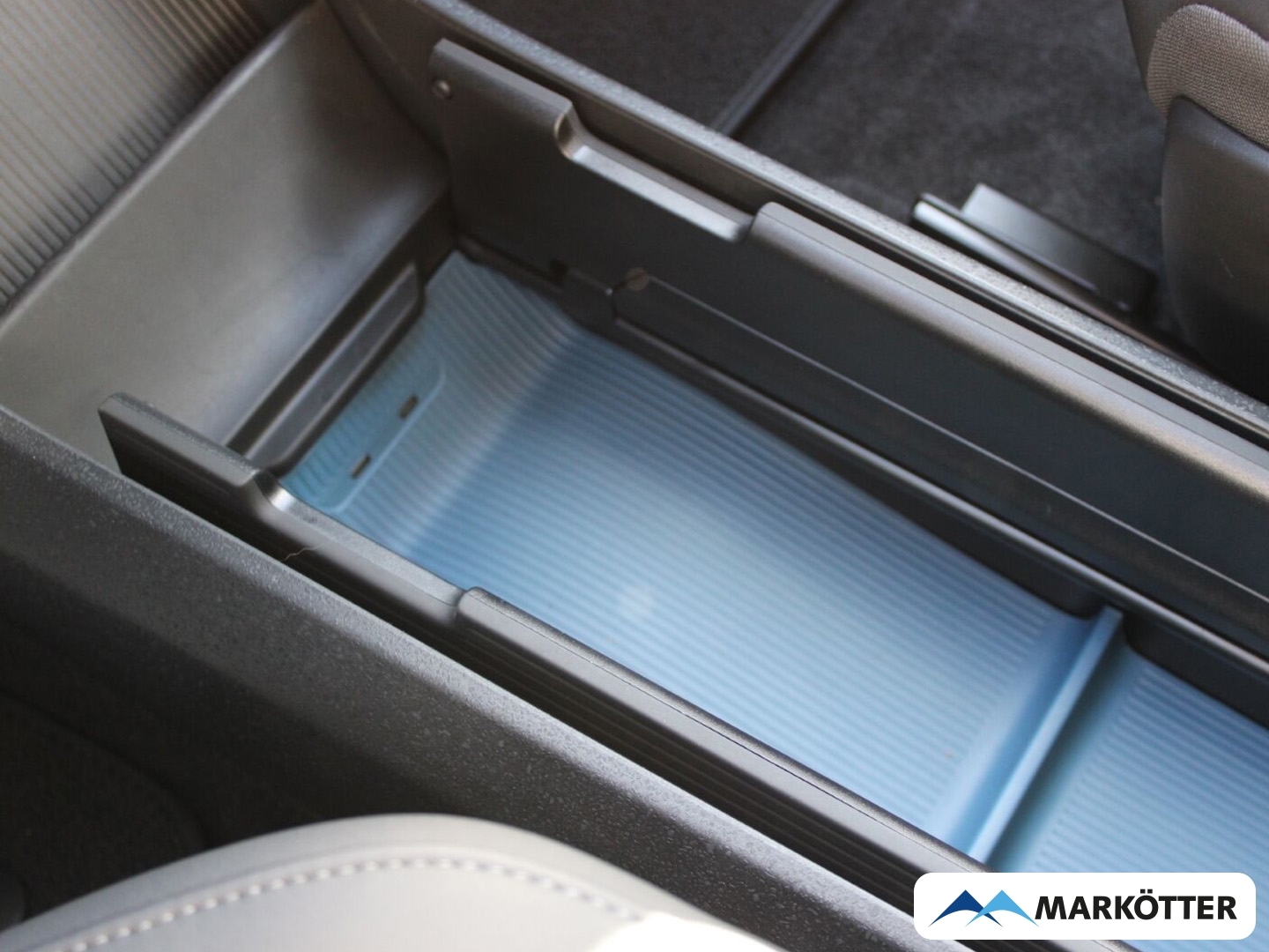 Fahrzeugabbildung Volvo EX30 Ultra Extended Range SHZ/LHZ/360/WP/BLIS