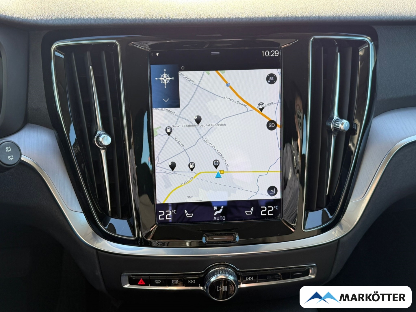 Fahrzeugabbildung Volvo V60 T6 AWD Core Recharge ACC/AHK/CAM/TEMP/LED