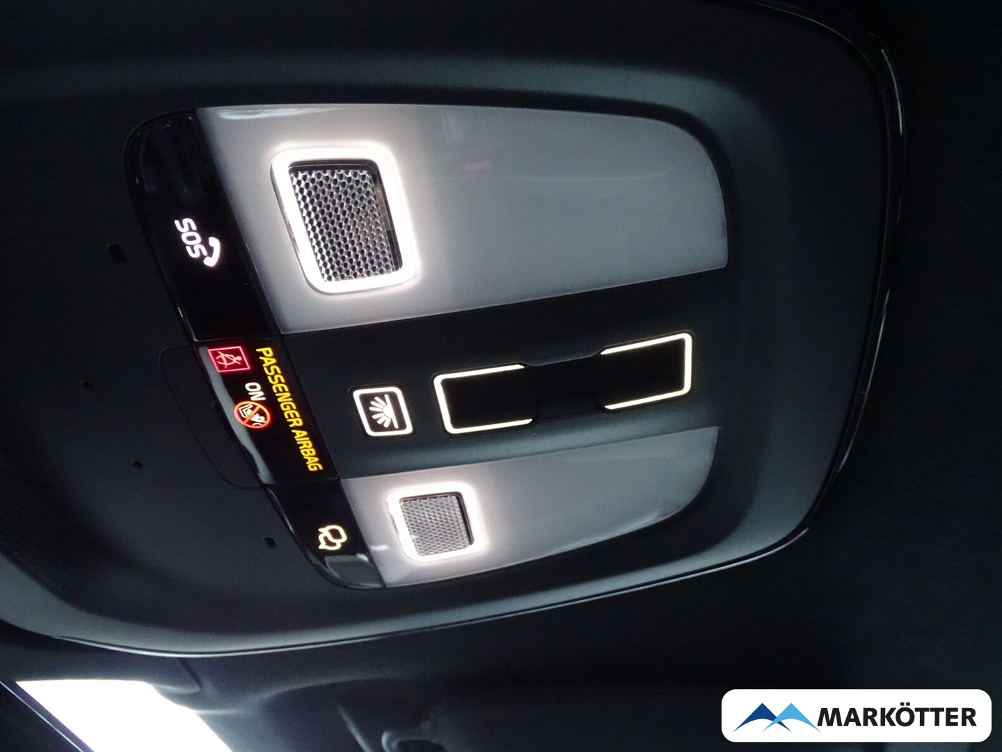 Fahrzeugabbildung Volvo XC90 Ultimate Dark Recharge AWD 7-Sitzer/ACC/LED