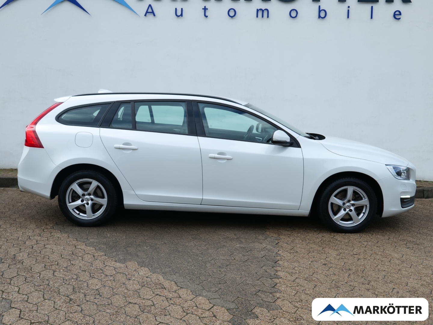 Fahrzeugabbildung Volvo V60 D4 Linje Business /Scheckheftgepflegt/CAM/