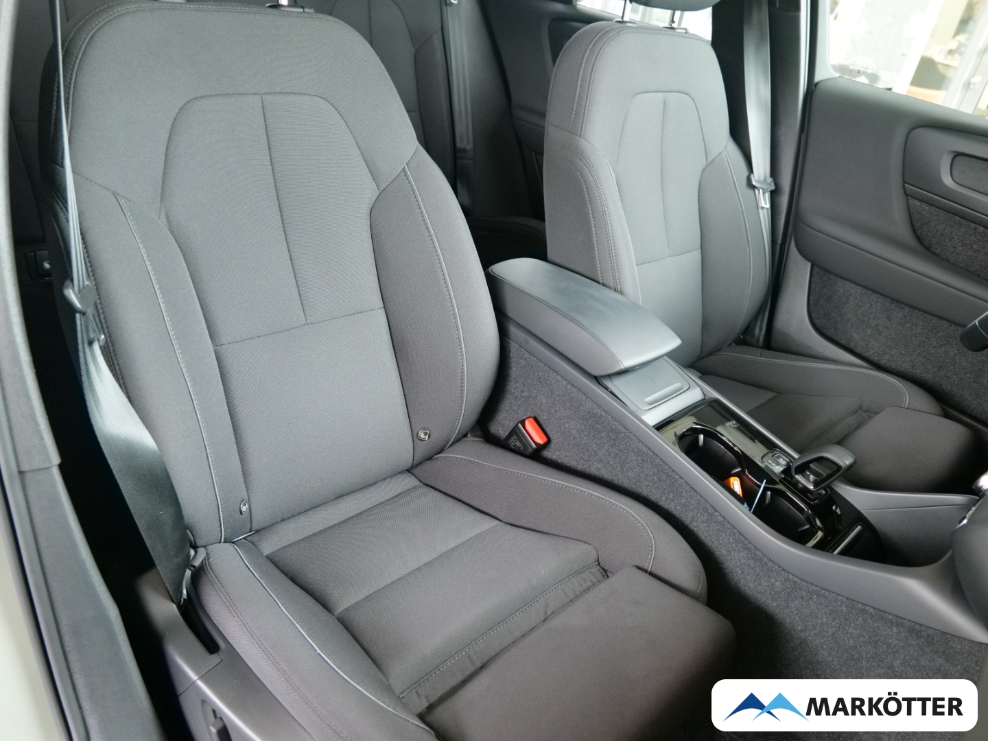 Fahrzeugabbildung Volvo XC40 Single Motor Ultimate AHK/STHZ/360CAM/BLIS