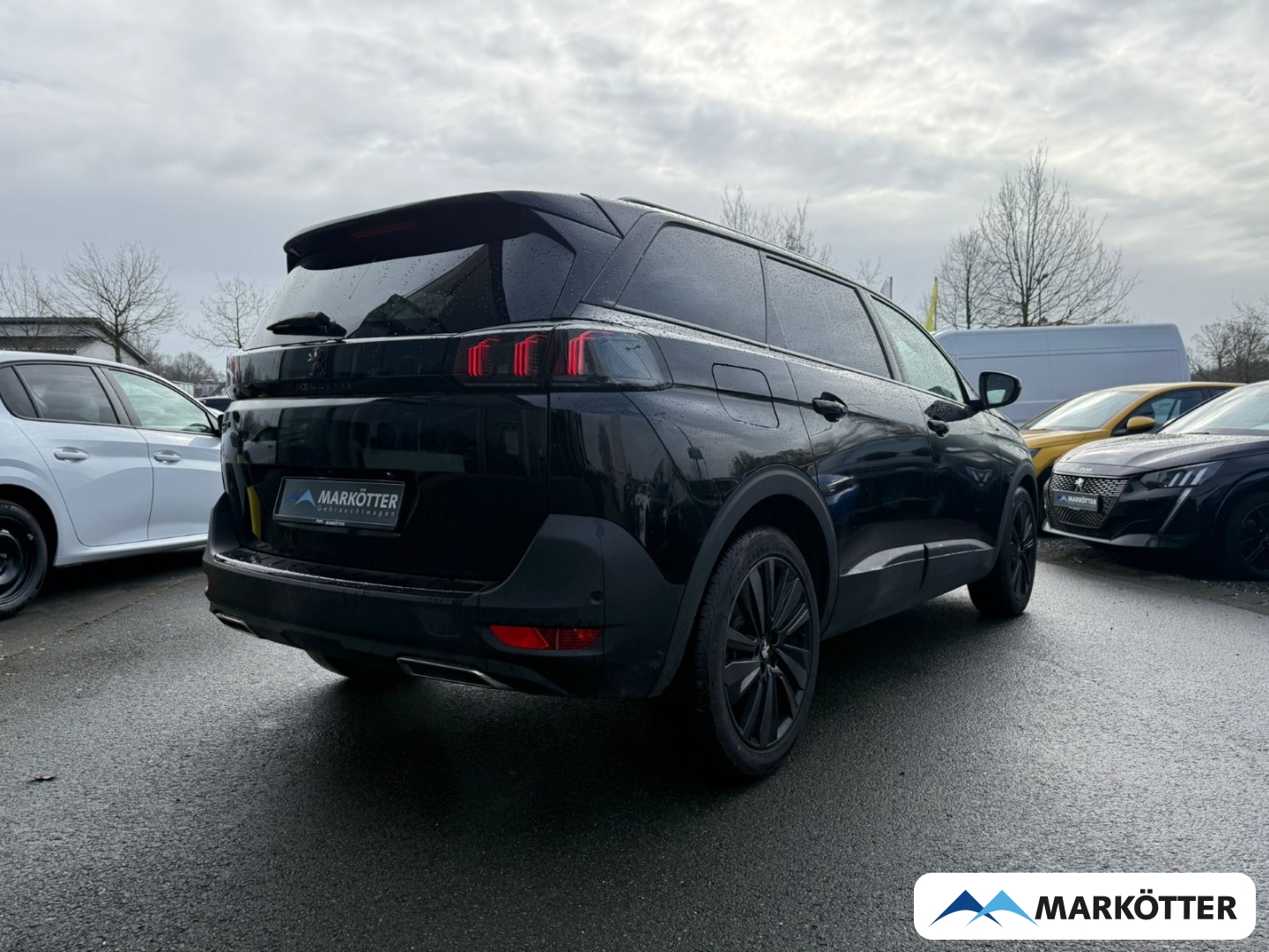 Fahrzeugabbildung Peugeot 5008 GT 7-Sitzer ACC/BLIS/CAM/NAVI/PANO/SHZ