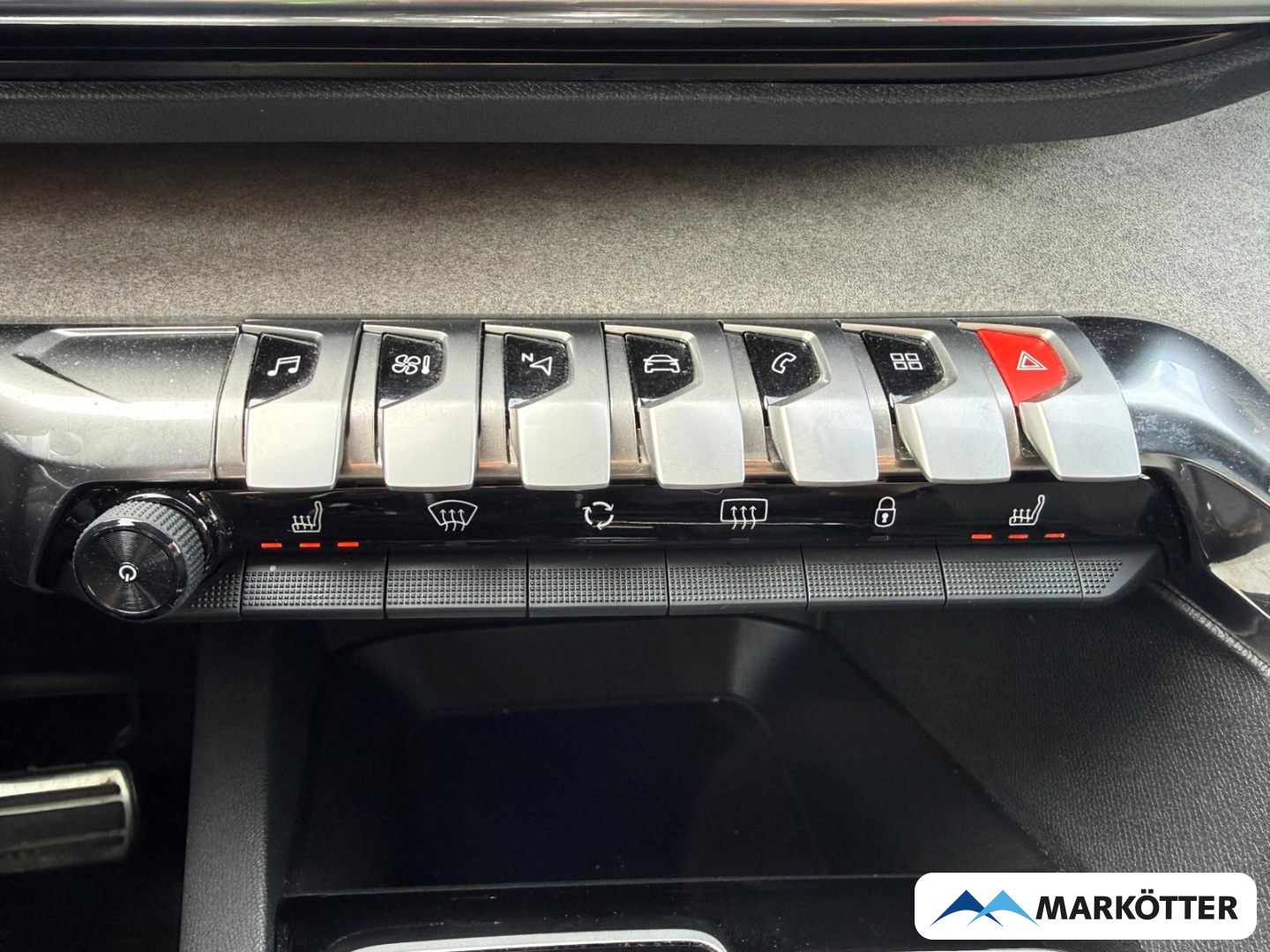 Fahrzeugabbildung Peugeot 5008 GT 7-Sitzer ACC/BLIS/CAM/NAVI/PANO/SHZ