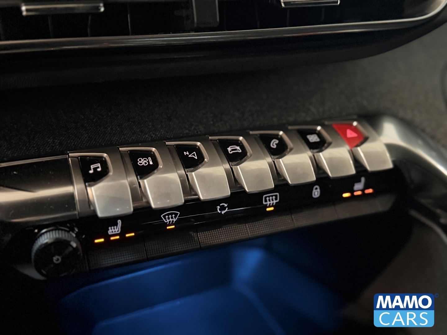 Fahrzeugabbildung Peugeot 5008 AllurePack,1.2 PureTech130 ab 1,99%/TEMP/CAM/SHZ/LED