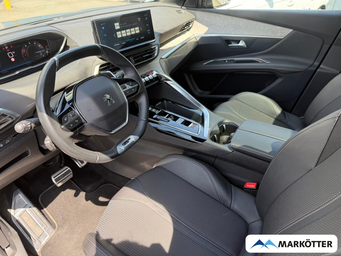 Fahrzeugabbildung Peugeot 3008 GT ACC/BLIS/CARPLY/360CAM/PANO/NAVI/LED