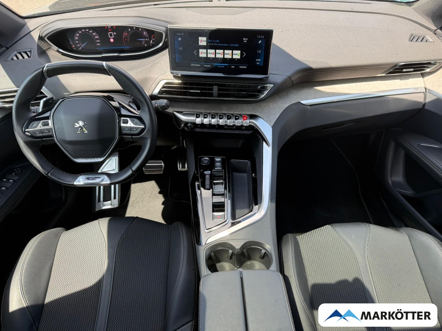 Fahrzeugabbildung Peugeot 3008 GT ACC/BLIS/CARPLY/360CAM/PANO/NAVI/LED