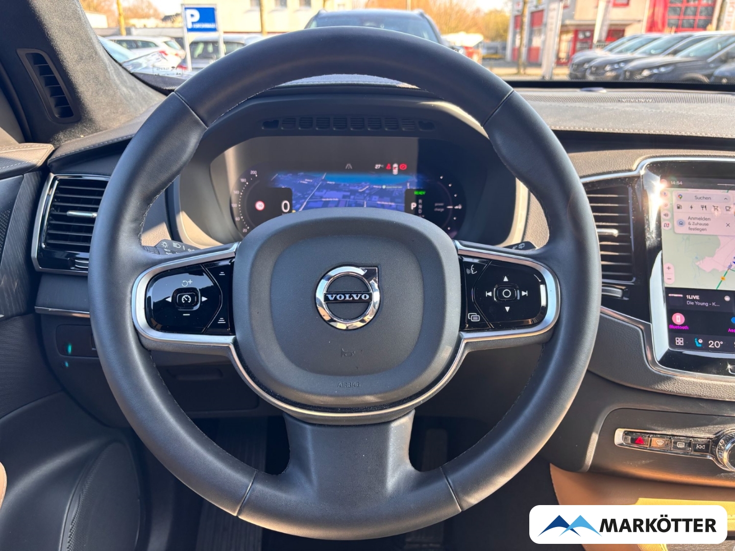 Fahrzeugabbildung Volvo XC90 AWD Ultimate Dark Recharge 7-Sitzer FOUR-C