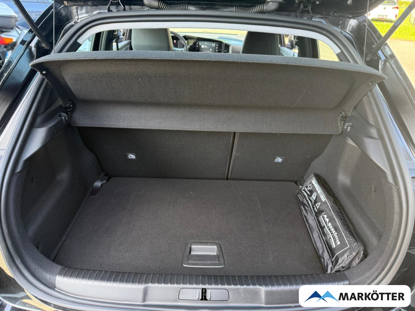 Fahrzeugabbildung Opel Mokka Elegance ACC/BLIS/CAM/LHZ/SHZ/APPLE